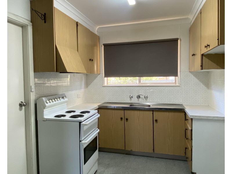 504 CADELL STREET, Hay NSW 2711