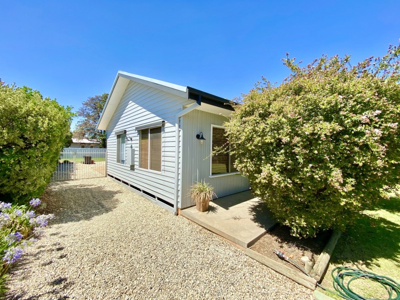 299 NOYES STREET, Deniliquin NSW 2710