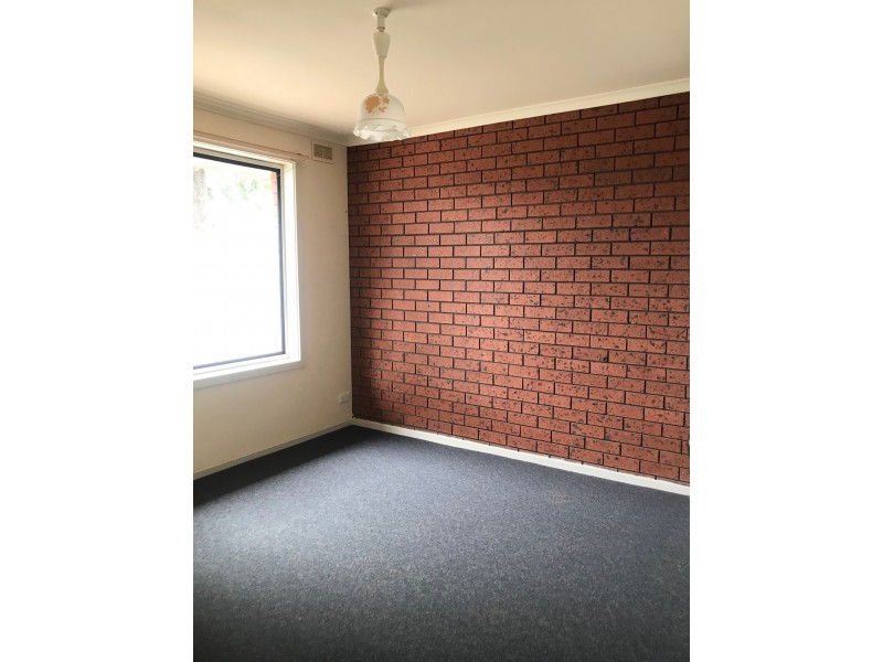 2/222 Lachlan, Hay NSW 2711