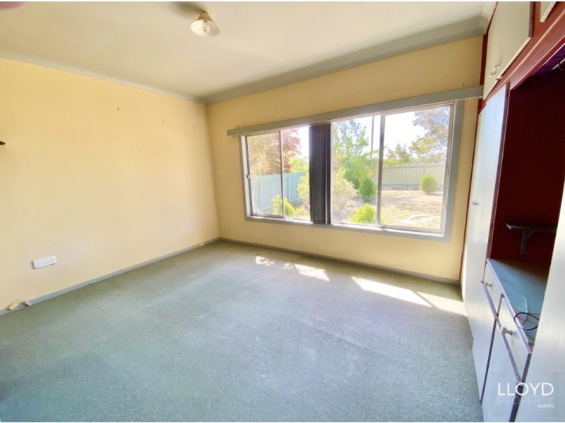 490 Moppett Street, Hay NSW 2711