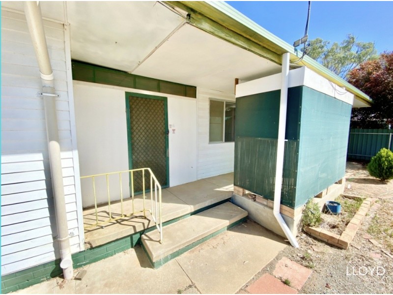 490 Moppett Street, Hay NSW 2711