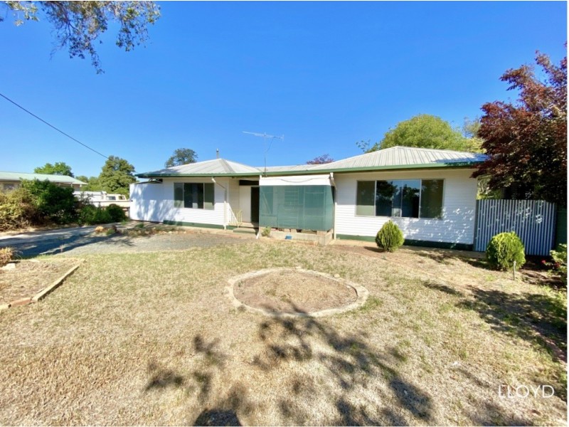 490 Moppett Street, Hay NSW 2711