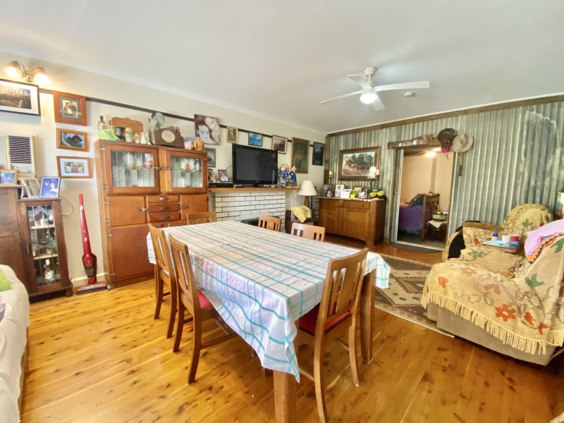 12 Greaves Crescent, Deniliquin NSW 2710
