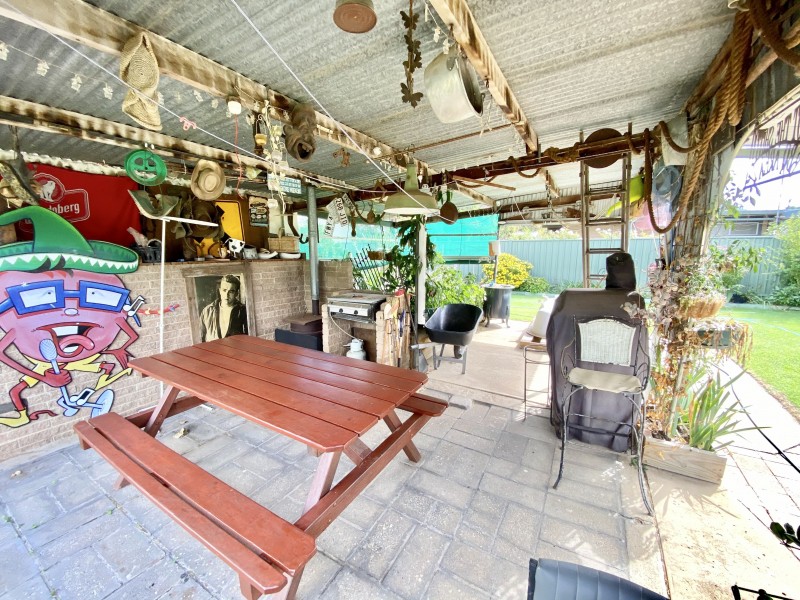 12 Greaves Crescent, Deniliquin NSW 2710