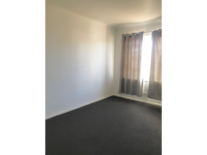 2/319 CHURCH STREET, Hay NSW 2711