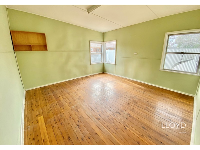 255 LACHLAN STREET, Hay NSW 2711