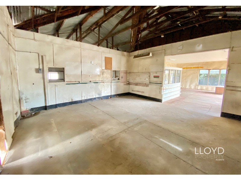 255 LACHLAN STREET, Hay NSW 2711