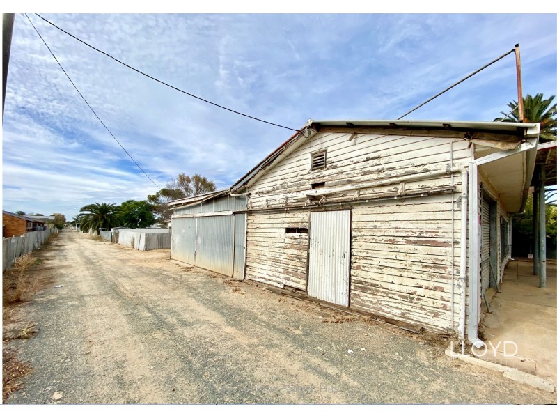 255 LACHLAN STREET, Hay NSW 2711