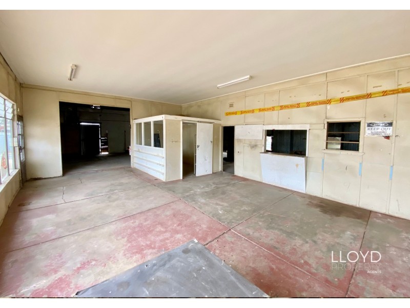 255 LACHLAN STREET, Hay NSW 2711