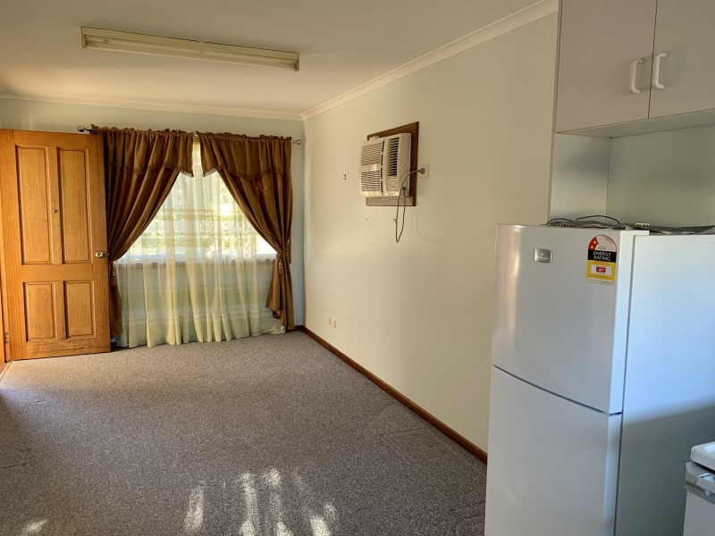 3/25-27 SOUTHEY STREET, Jerilderie NSW 2716