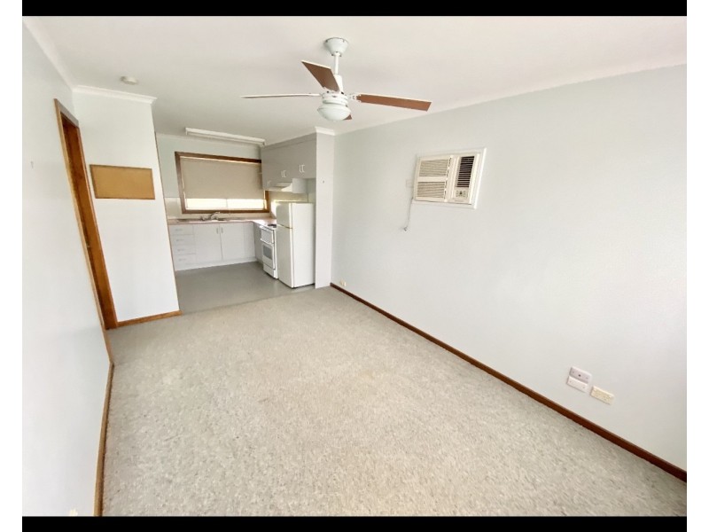 2/25-27 SOUTHEY STREET, Jerilderie NSW 2716