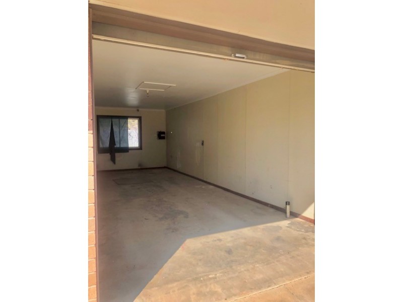 1/510 Harrison, Hay NSW 2711