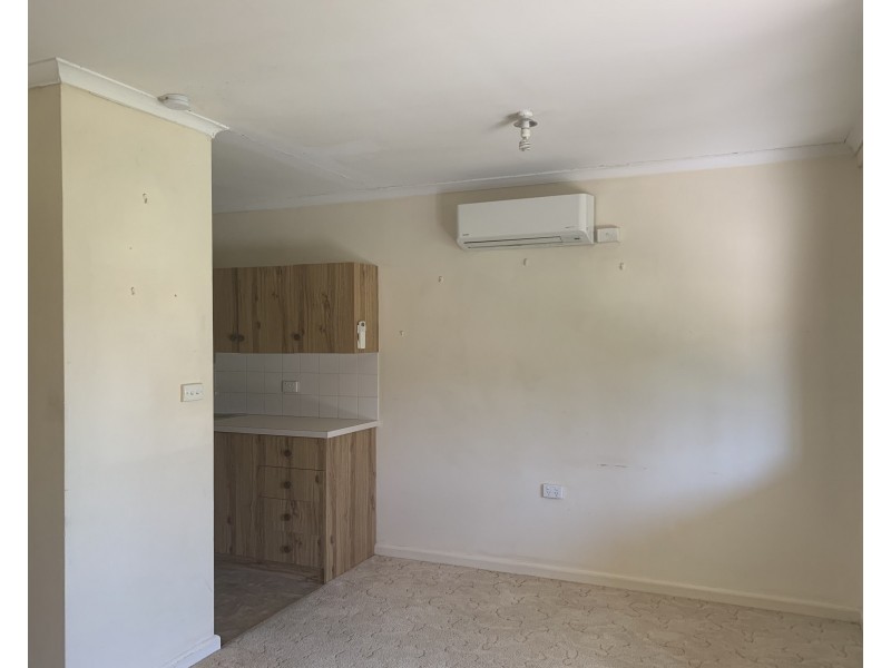 11/424 Poictiers Street, Deniliquin NSW 2710