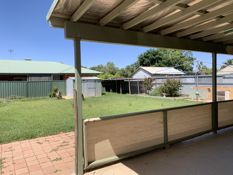 112 NAPIER STREET, Deniliquin NSW 2710