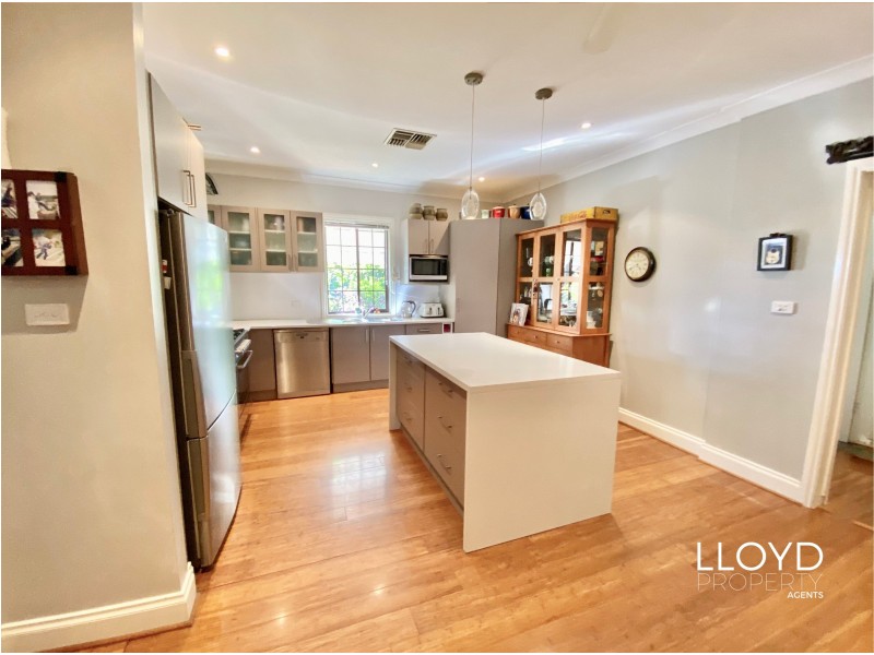 220 Henry Street, Deniliquin NSW 2710