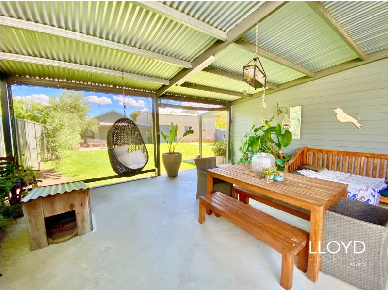 220 Henry Street, Deniliquin NSW 2710