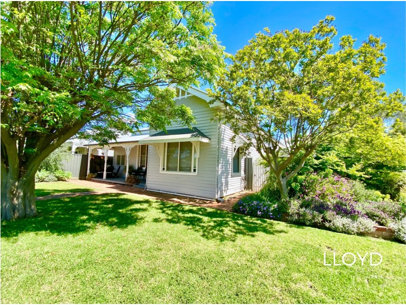 220 Henry Street, Deniliquin NSW 2710