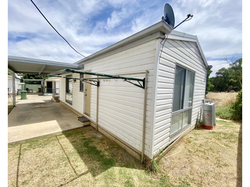 9/73-75 BUTLER STREET, Deniliquin NSW 2710