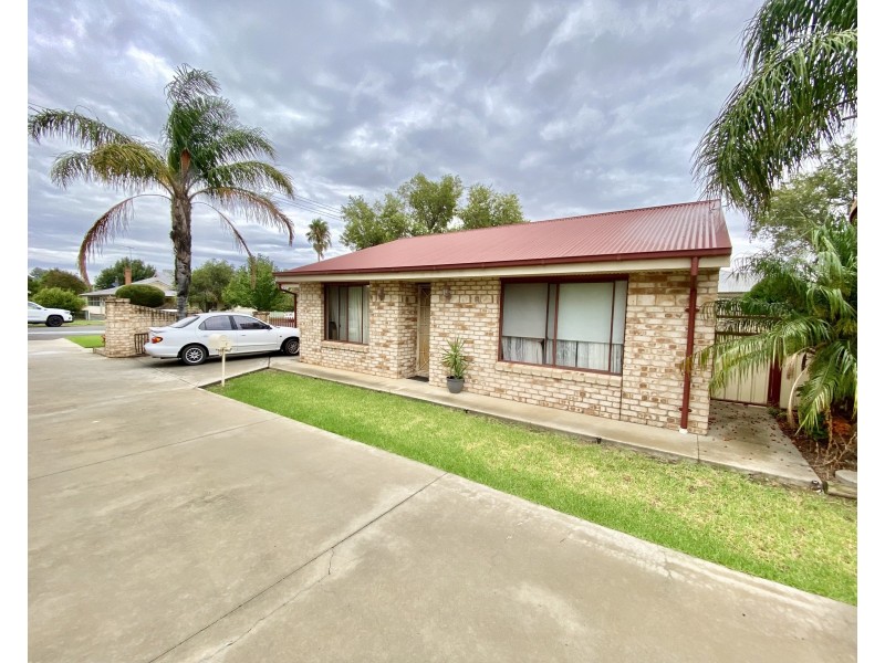 5/409-411 MACAULEY STREET, Hay NSW 2711
