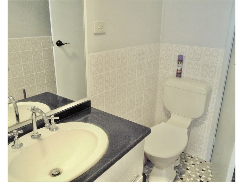 3/449 Cadell Street, Hay NSW 2711