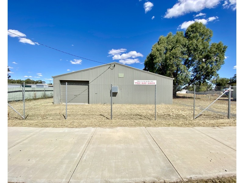 416 RUSSELL STREET, Hay South NSW 2711