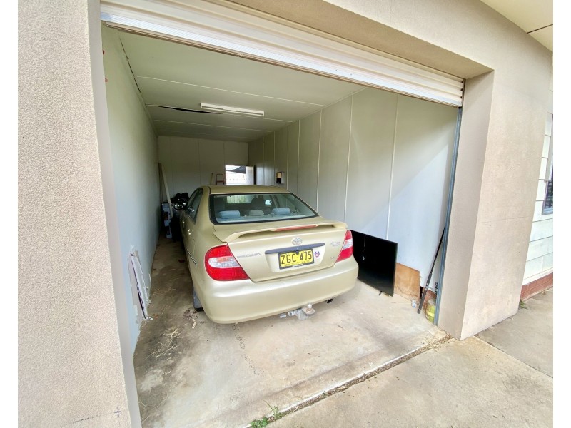 2/449 CADELL STREET, Hay NSW 2711