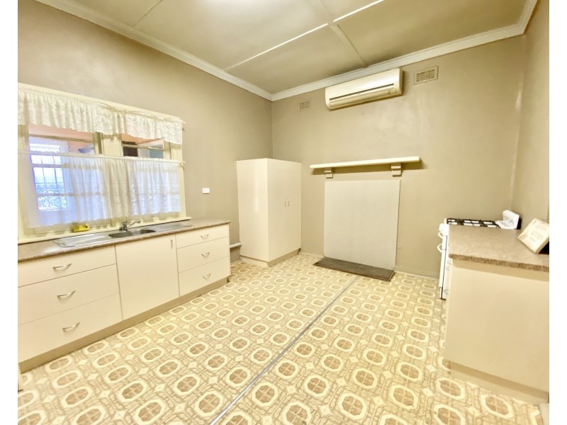 451 Water Street, Hay South NSW 2711