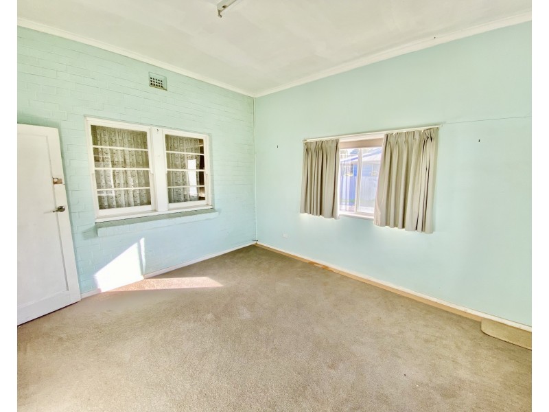 451 Water Street, Hay South NSW 2711