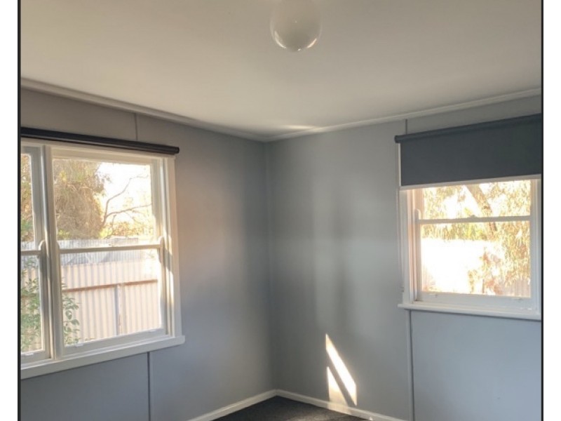 3/411 Sloane Street, Deniliquin NSW 2710