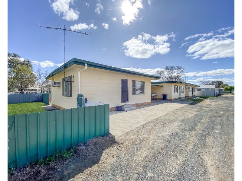385 Balaclava Street, Hay NSW 2711