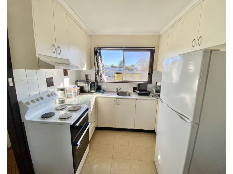 385 Balaclava Street, Hay NSW 2711