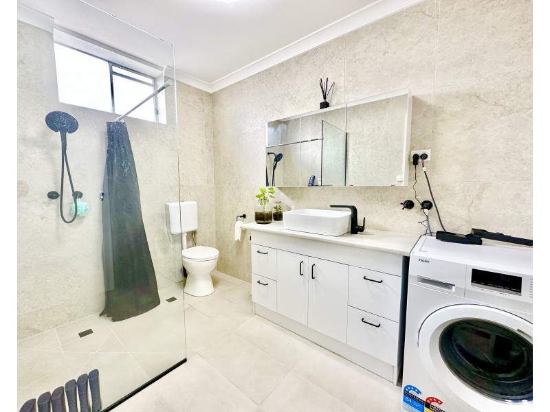 6/399 George Street, Deniliquin NSW 2710