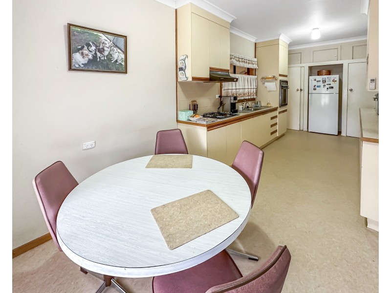 27 Gum Tree Lane, Hay NSW 2711