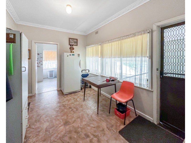 27 Gum Tree Lane, Hay NSW 2711