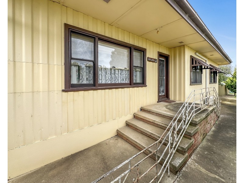 27 Gum Tree Lane, Hay NSW 2711