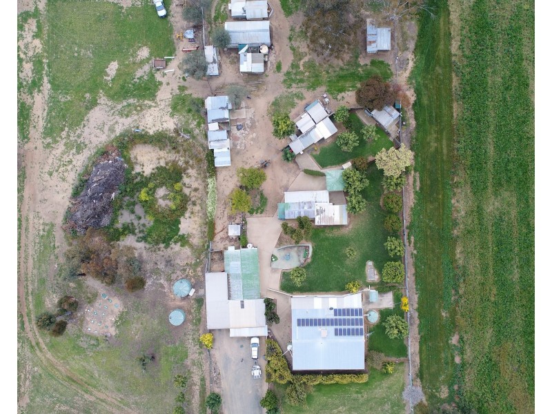 27 Gum Tree Lane, Hay NSW 2711
