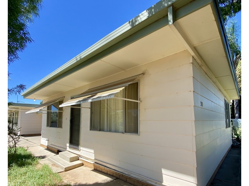1/371 CADELL STREET, Hay NSW 2711