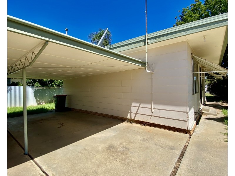 1/371 CADELL STREET, Hay NSW 2711