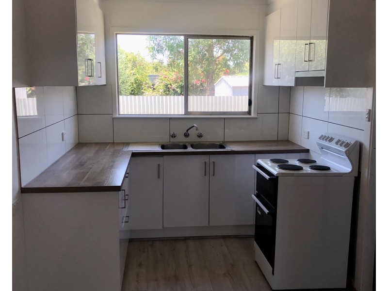 2/371 Cadell Street, Hay NSW 2711