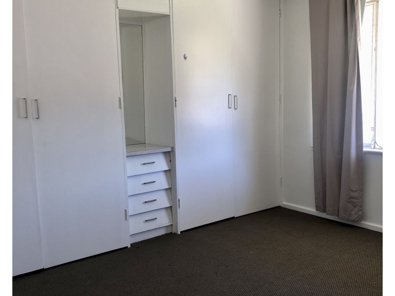 2/371 Cadell Street, Hay NSW 2711