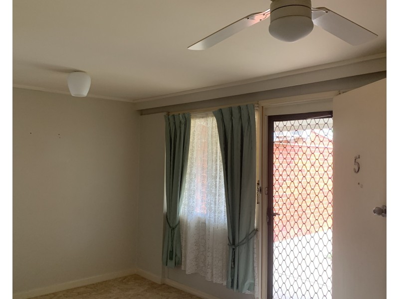 6/424 Poictiers Street, Deniliquin NSW 2710