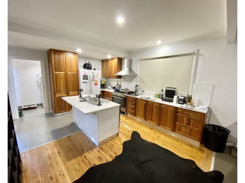 96 Macauley Street, Deniliquin NSW 2710