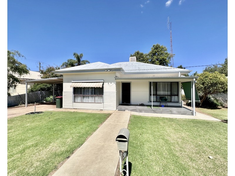 364 Macauley Street, Hay NSW 2711