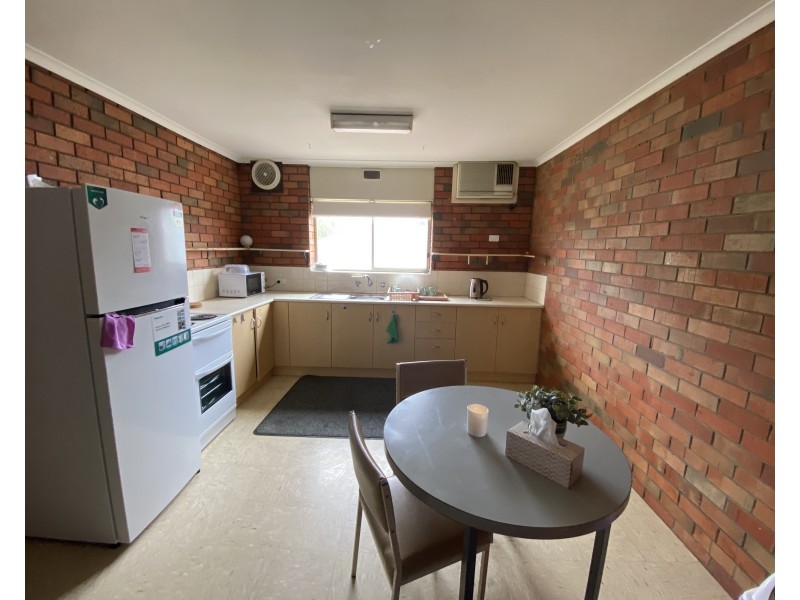 5/399 George Street, Deniliquin NSW 2710