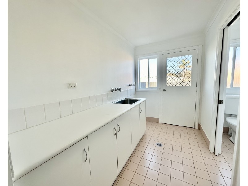 126 Wyatt Street, Deniliquin NSW 2710