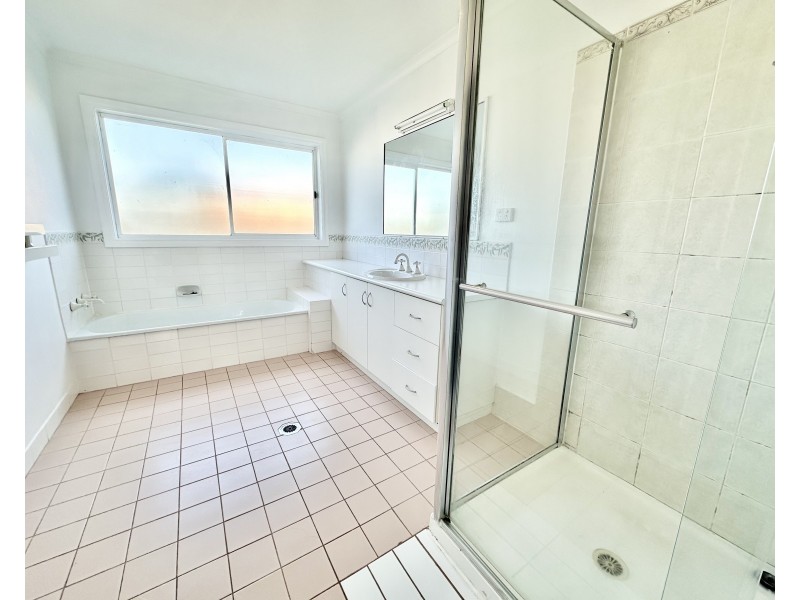 126 Wyatt Street, Deniliquin NSW 2710