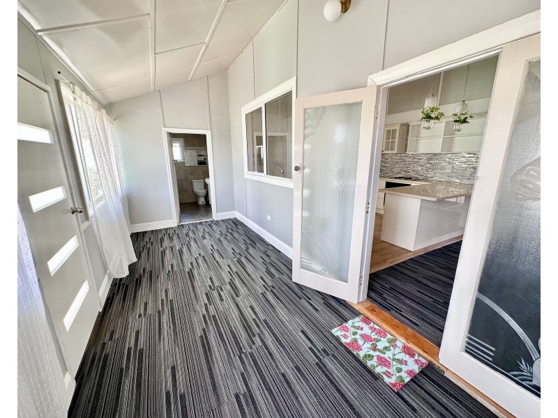 27 Coreen Street, Jerilderie NSW 2716