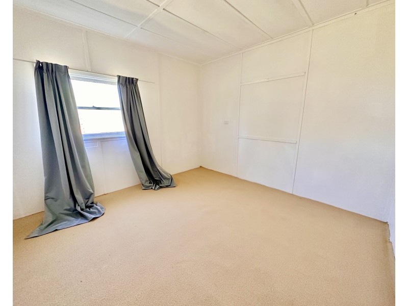 9 Coonong Street, Jerilderie NSW 2716