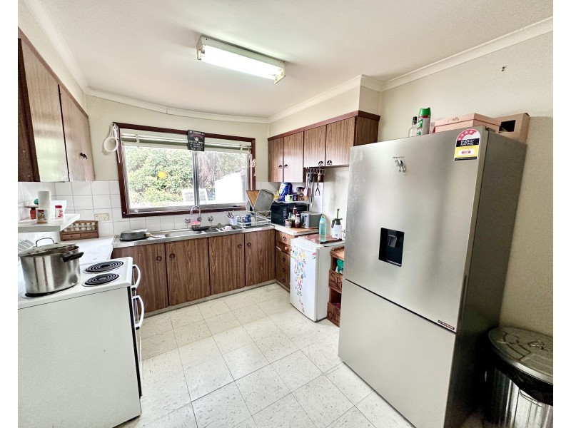 227 Edward Street, Hay NSW 2711