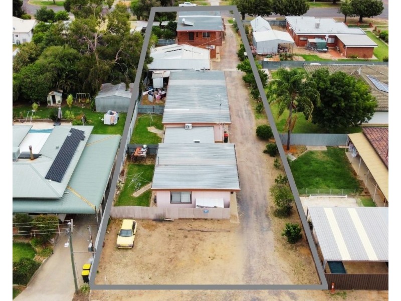 227 Edward Street, Hay NSW 2711